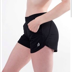 Ptula Maribel Relaxer Shorts, Black, XL, NWT